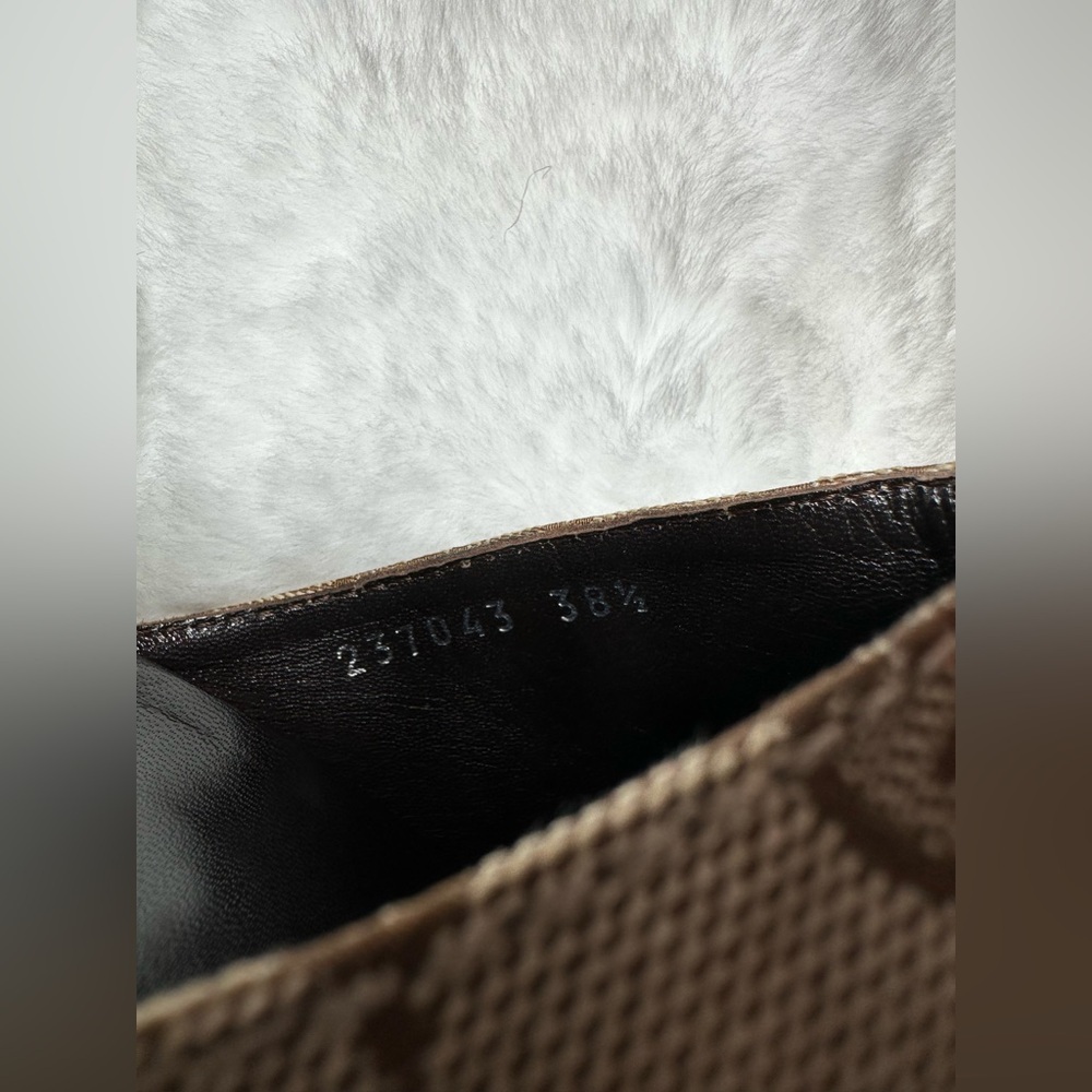 Gucci Women's Brown Monogram Mules - Picture 15 of 17